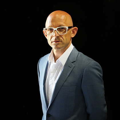 jason bradbury headshot